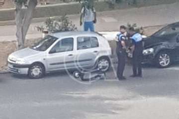 Un joven sufre una caída de un patinete en el Valle de Jinámar (Telde)/TA.